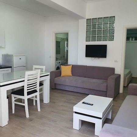 Villa Kristiana Sarandë Esterno foto