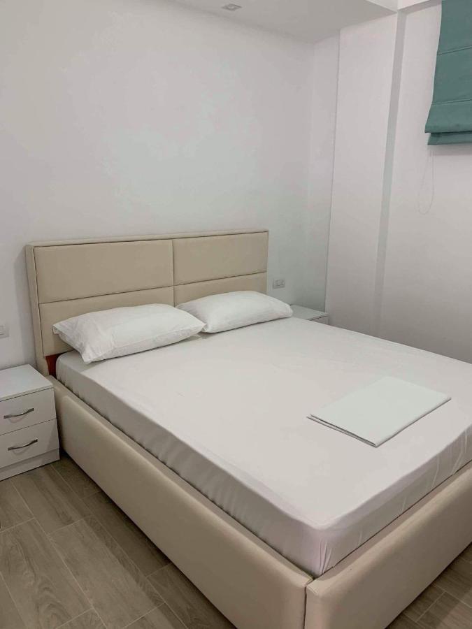 Villa Kristiana Sarandë Esterno foto