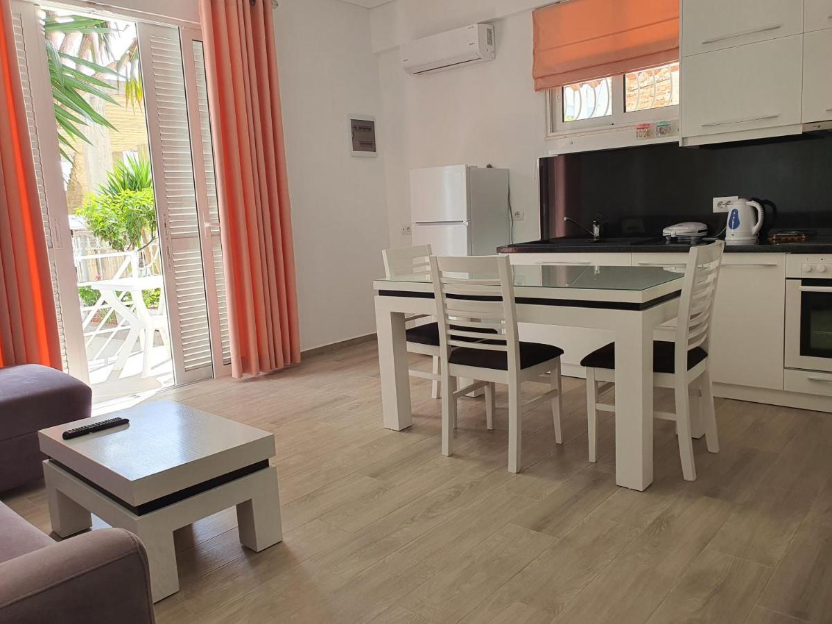 Villa Kristiana Sarandë Esterno foto